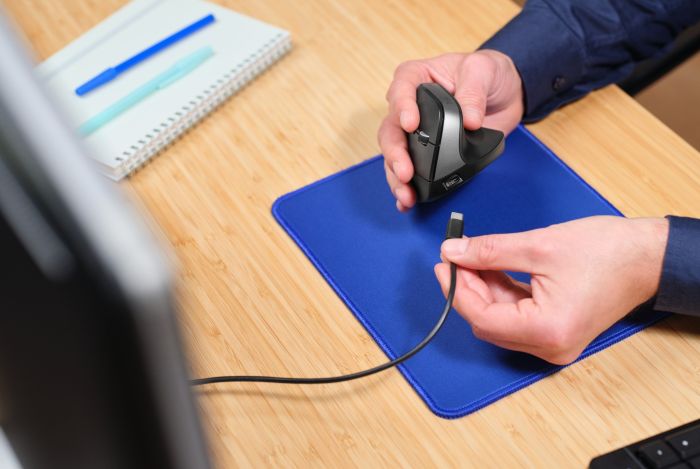 Миша Trust Bayo + Ergonomic, BT/WL/USB-A, чорний