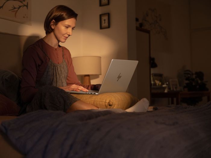 Ноутбук HP OmniBook 7 14-fs0001ua 14" WUXGA IPS AG, Intel 5-220H, 24GB, F1TB, UMA, Win11, сріблястий